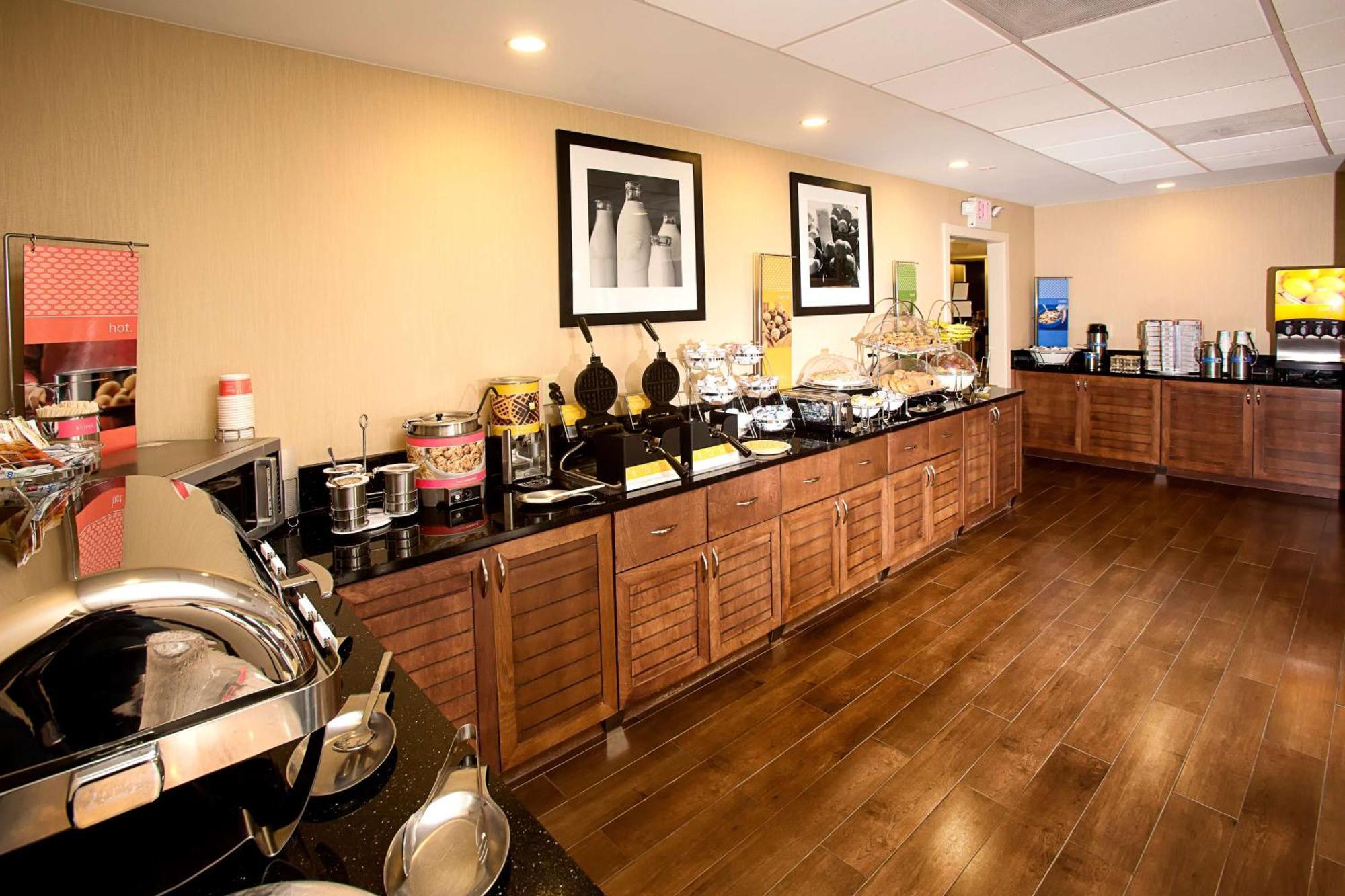 Hampton Inn Morehead City Εξωτερικό φωτογραφία